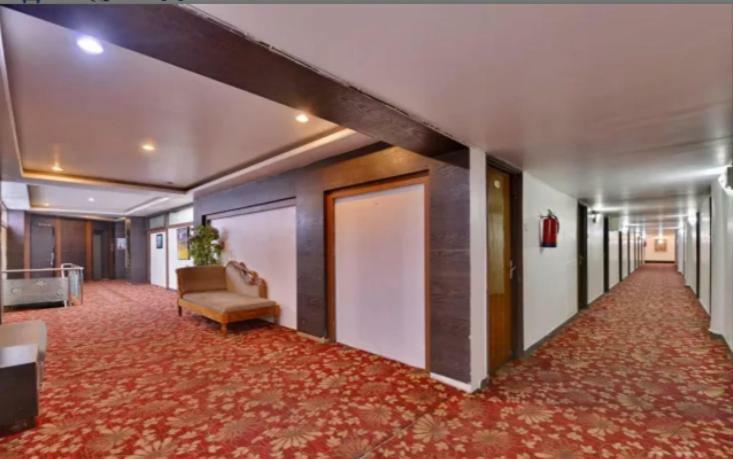 Rāipur Hotel Puneet International מראה חיצוני תמונה
