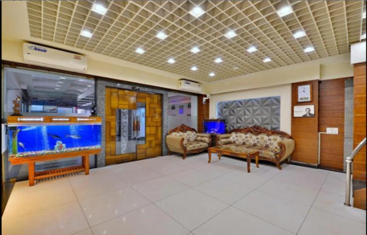 Rāipur Hotel Puneet International מראה חיצוני תמונה